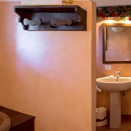 فيلة Solcio Sleeps 6 Air Con Wifi لسا